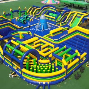 Inflatable Attraction (Catalog P.26)
